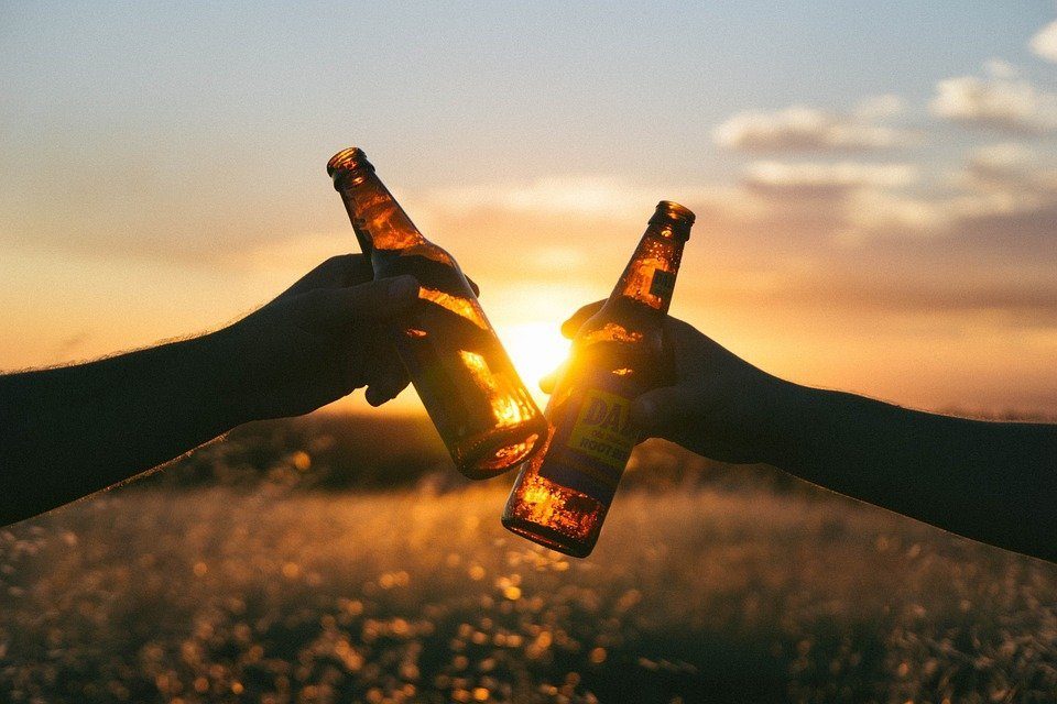 Los mejores trucos para enfriar la cerveza cómo enfriar la cerveza