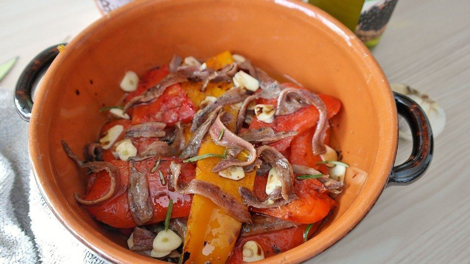 Como disfrutar de las Anchoas del Cantabrico Cómo disfrutar de las Anchoas del Cantábrico